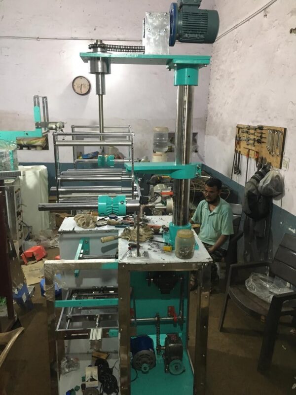 High Speed Mini Auger Filler With Screw Conveyor - Image 3